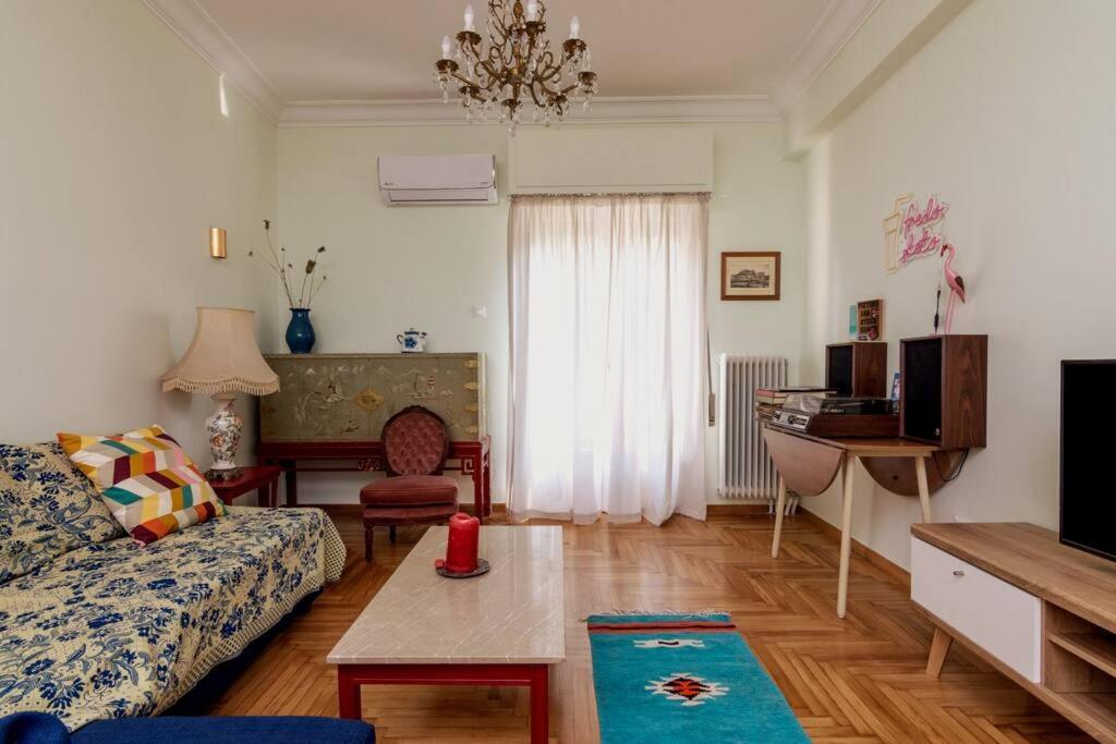Iphigenia 2 Bedroom Retro Downtown Apartment Athene Buitenkant foto
