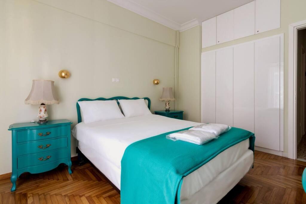 Iphigenia 2 Bedroom Retro Downtown Apartment Athene Buitenkant foto