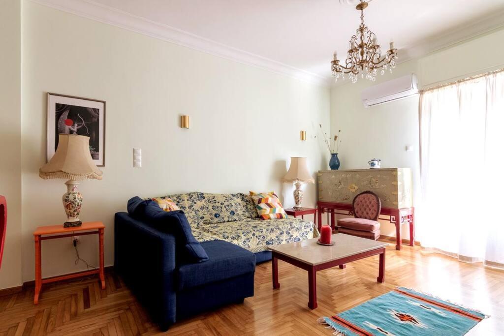 Iphigenia 2 Bedroom Retro Downtown Apartment Athene Buitenkant foto