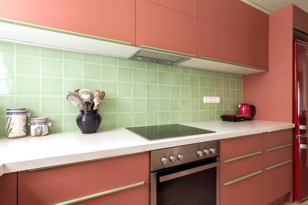 Iphigenia 2 Bedroom Retro Downtown Apartment Athene Buitenkant foto