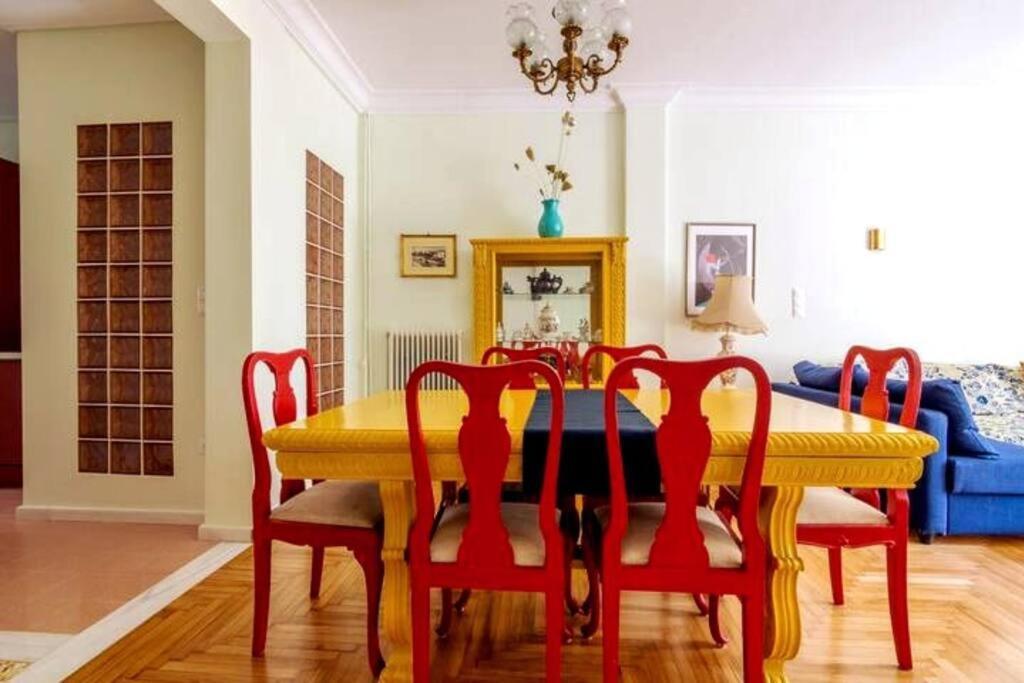 Iphigenia 2 Bedroom Retro Downtown Apartment Athene Buitenkant foto